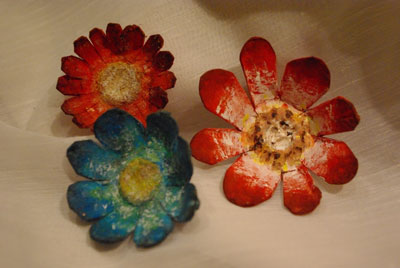 fleurs_boite_oeufs_couleur.jpg fleurs_boite_oeufs_couleur.jpg