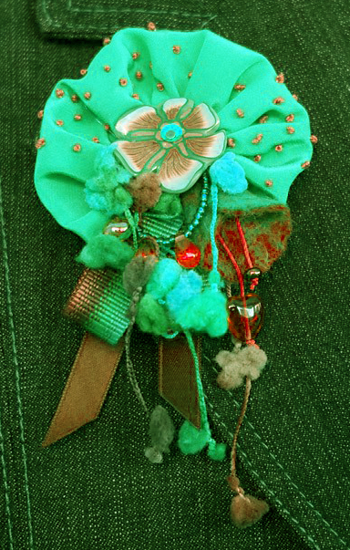 yoyo_broche.jpg yoyo_broche.jpg