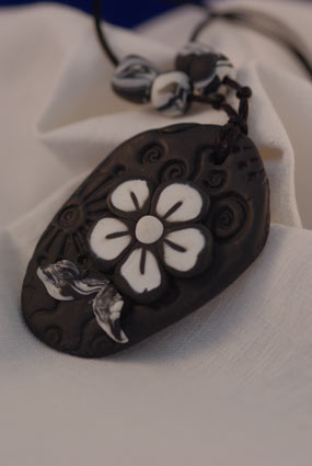 bijou_fleur_fimo1.jpg bijou_fleur_fimo1.jpg
